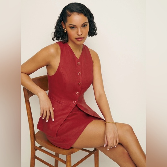 Reformation Aspen Linen Top & Bottom Red - Sizes 2 - Picture 1 of 5